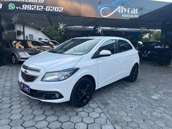 CHEVROLET ONIX 1.4 MPFI LTZ 8V FLEX 4P MANUAL